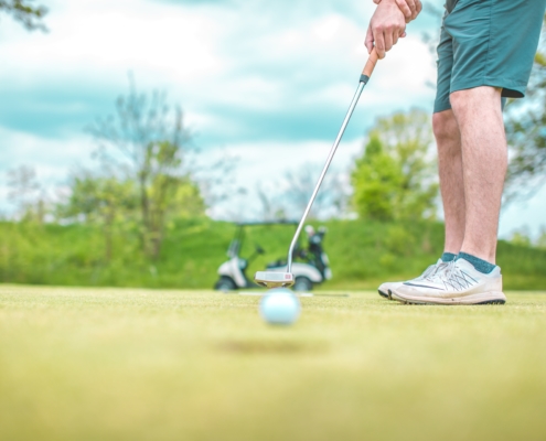 health benefits of golf for seniors