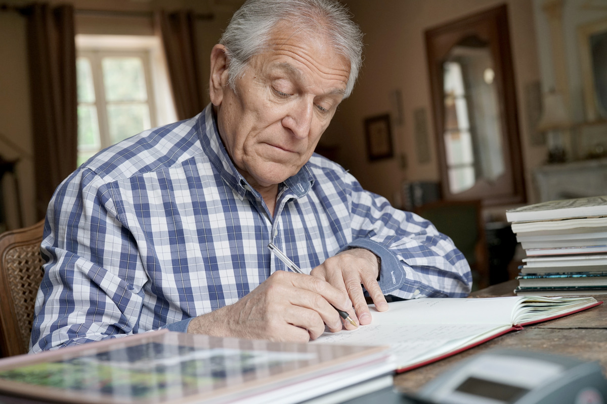 memoir writing for retirees